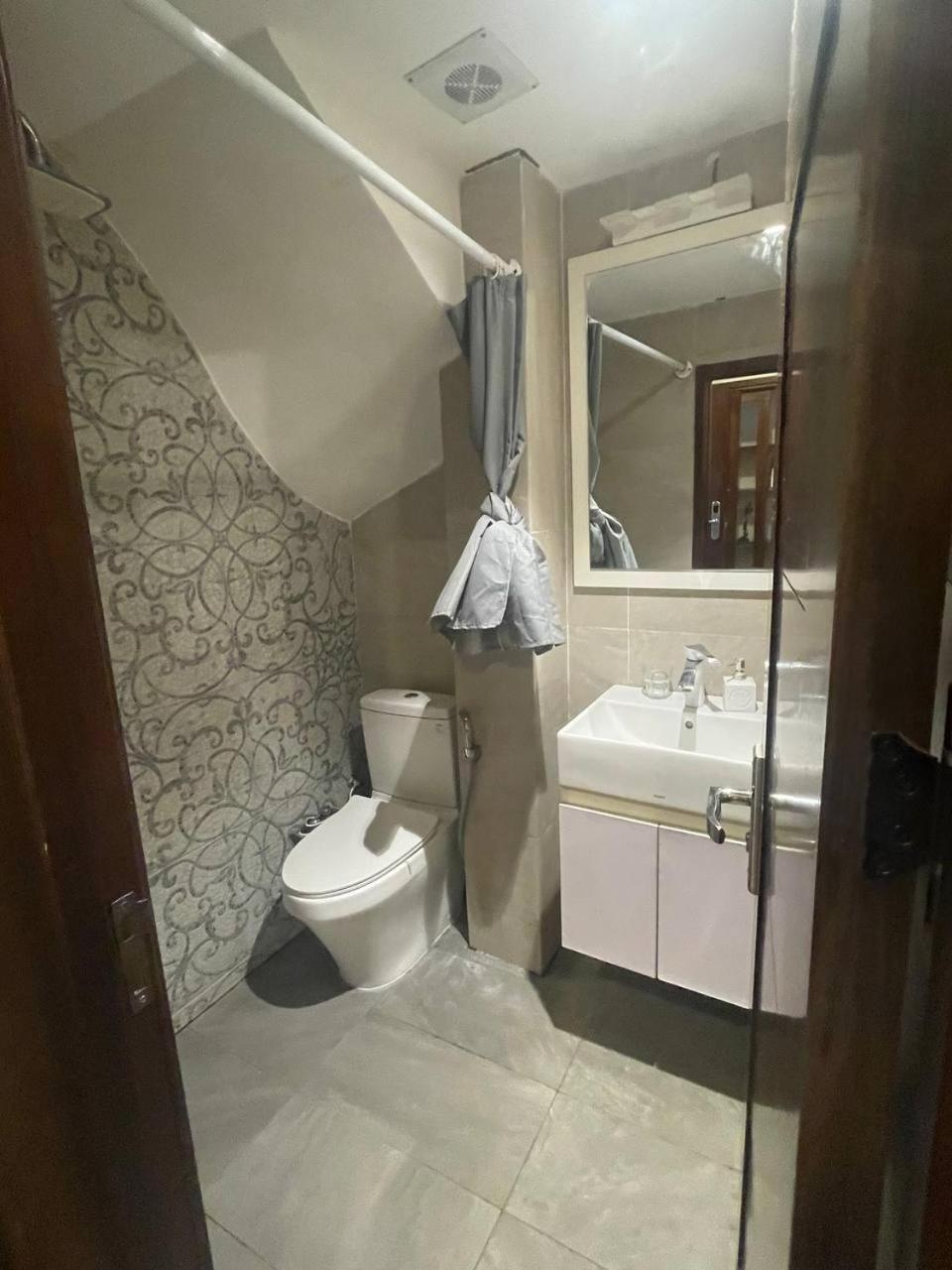 Ty House Apartment Managed By Lily Home Hanoi Buitenkant foto